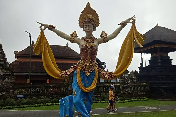 Bali Tanah Lot, Ulun Danu Beratan & Jatiluwih Rice Terrace - The Guide + Driver Setup: Pacing, Comfort, and Real Personality