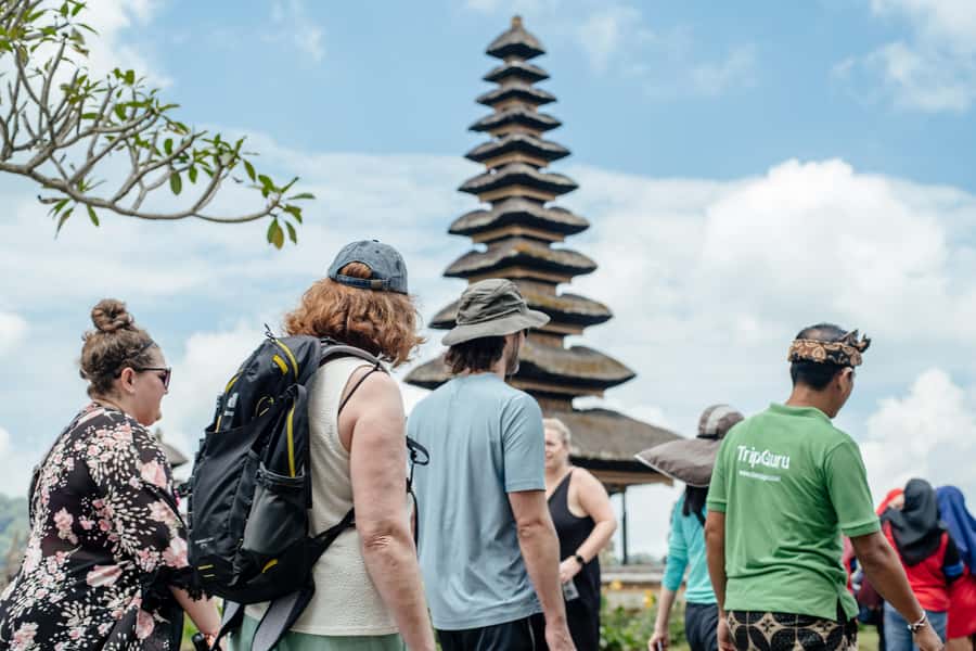 Bali: Tanah Lot UNESCO World Heritage Sites Full-Day Tour - Lake Bratan and Ulun Danu: standing at the crater-lake edge