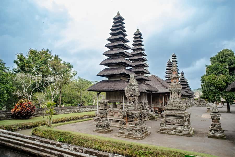 Bali: Tanah Lot UNESCO World Heritage Sites Full-Day Tour - The big finale: Tanah Lot sunset at the sea gods temple