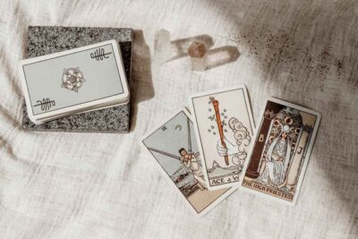 Bali: Tarot, Oracle Reading, and Cleansing Tirta Empul Trip - Getting to Tirta Empul: Pickup, Modesty Rules, and Tirta Suci