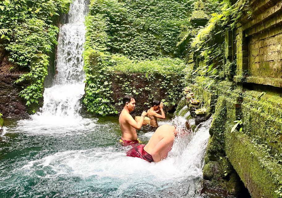 Bali: Temple Visit with Palm Reader & Fortune Telling Option - The guide is the difference maker (and it shows)