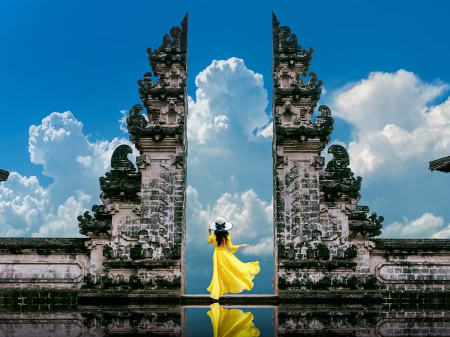 Bali: The Gate of Haven Trip Private Tour, Luxury Car - Tirta Gangga: When the Water Palaces Slow Your Feet Down