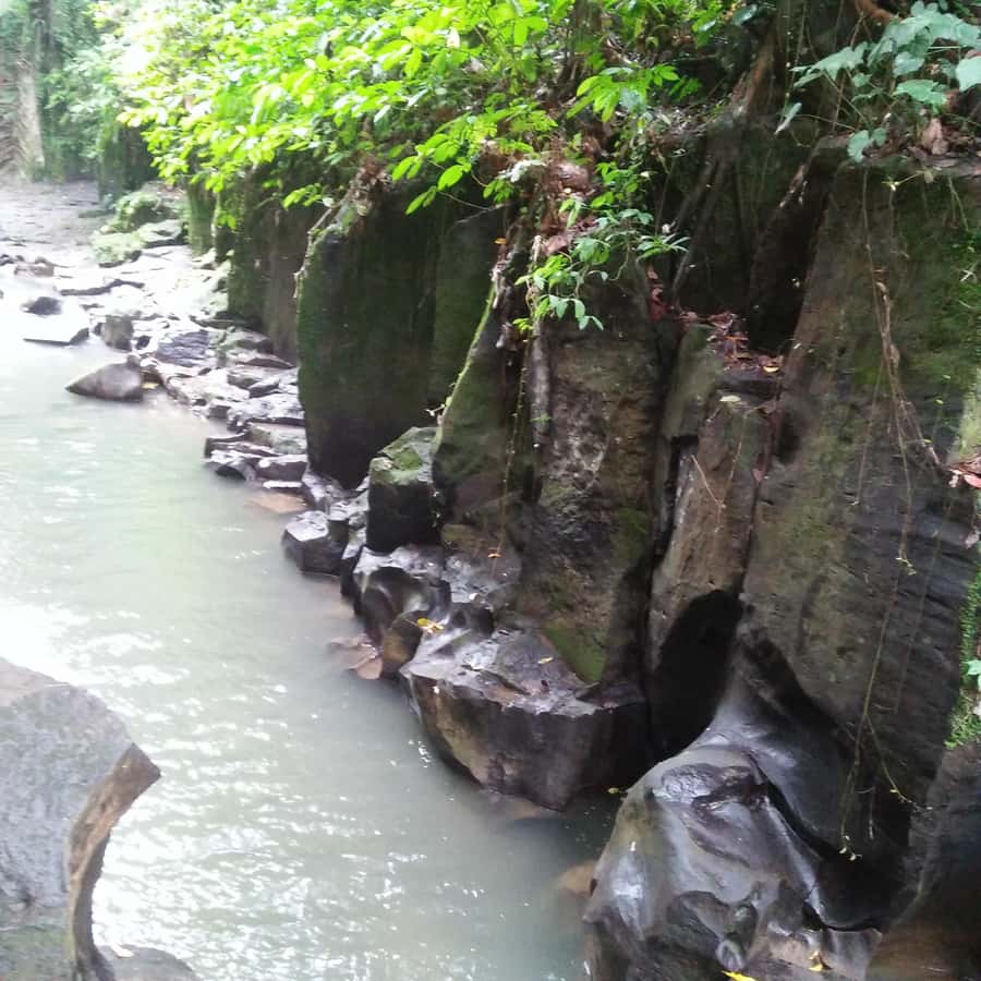 Bali: Tibumana, Tukad Cepung, Kanto Lampo, & Tegenungan Tour - Tukad Cepung: A Waterfall Inside a Cave
