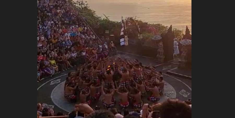 Bali: Tour Uluwatu Tample, Tanah lot Tample, Tanah Barak - Price and Logistics: Is This $55 Value or a Headache?