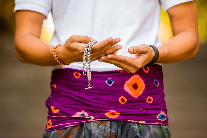 Bali Traditional Silver Jewelry Making Class and Temple Visit - The guide experience: friendly structure beats stress