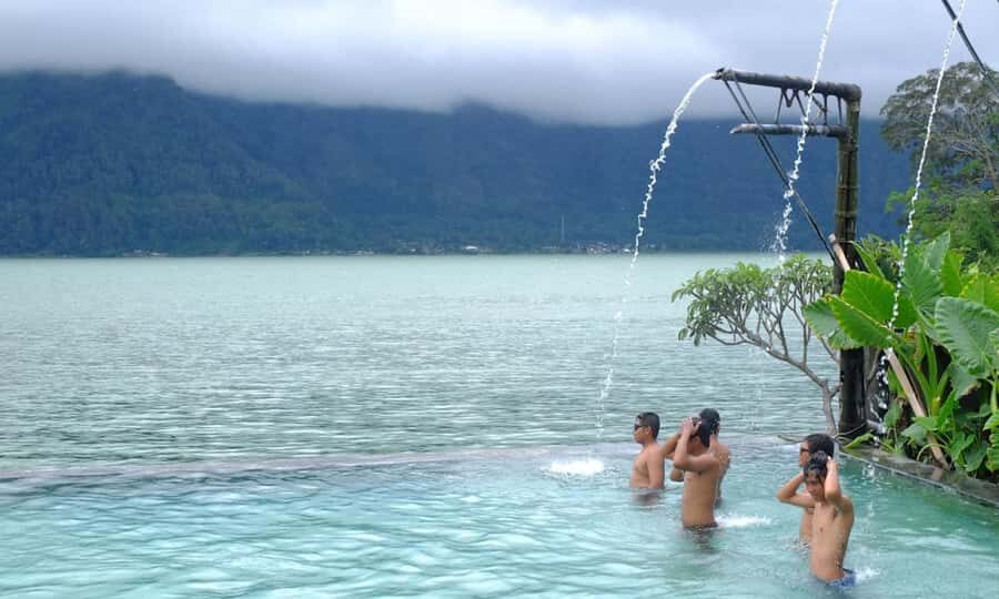 Bali: Trunyan Cemetery, Hot Springs, and Penglipuran Village - Trunyan Cemetery on Lake Batur: Bali Aga rituals you won’t see elsewhere