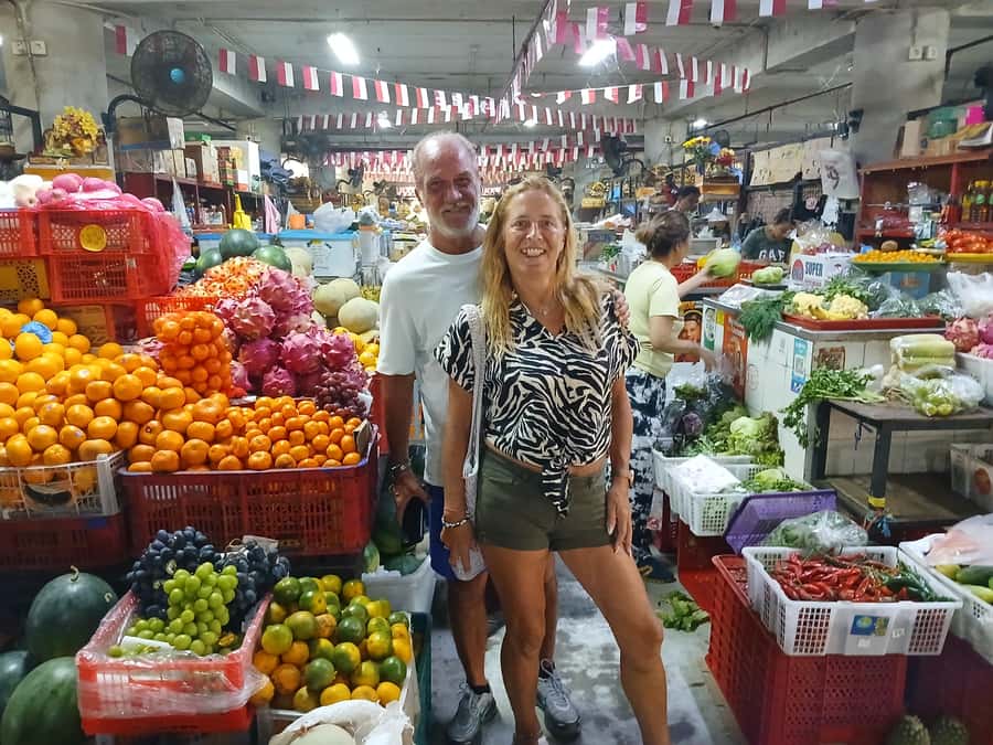 Bali: Turtle Conservation and Education Tour & Local Market - Souvenirs and oleh-oleh: what to buy (and how not to overspend)