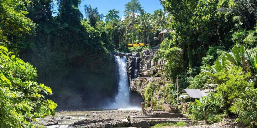Bali: Ubud and Kintamani Viewpoint Opt. Swing & Buffet Lunch - Tegenungan Waterfall: forest greenery and a classic end-of-day payoff