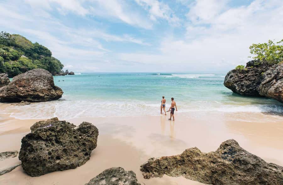 Bali: Uluwatu Beaches Tour with Padang Padang and Suluban - Uluwatu’s beach circuit: why this route works
