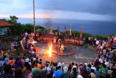Bali: Uluwatu Kecak Dance Show, Bali Temple, and Lobster Dinner - Kecak at Uluwatu: what the 1-hour show is really like