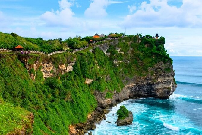 Bali Uluwatu Sunset Kecak Fire Dance and Beach Dinner Tour - From Suluban Beach to cliff-top Uluwatu Temple