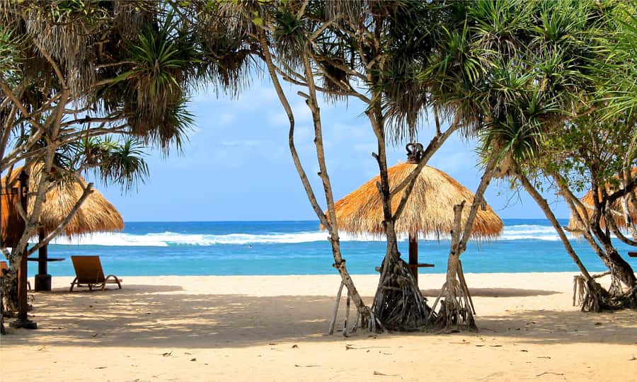 Bali: Uluwatu Temple, GWK, and Padang Beach Full-Day Tour - Key highlights worth bookmarking