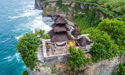 Bali: Uluwatu Temple, GWK, and Padang Beach Full-Day Tour - Tanjung Benoa and the southeast coast beach stop