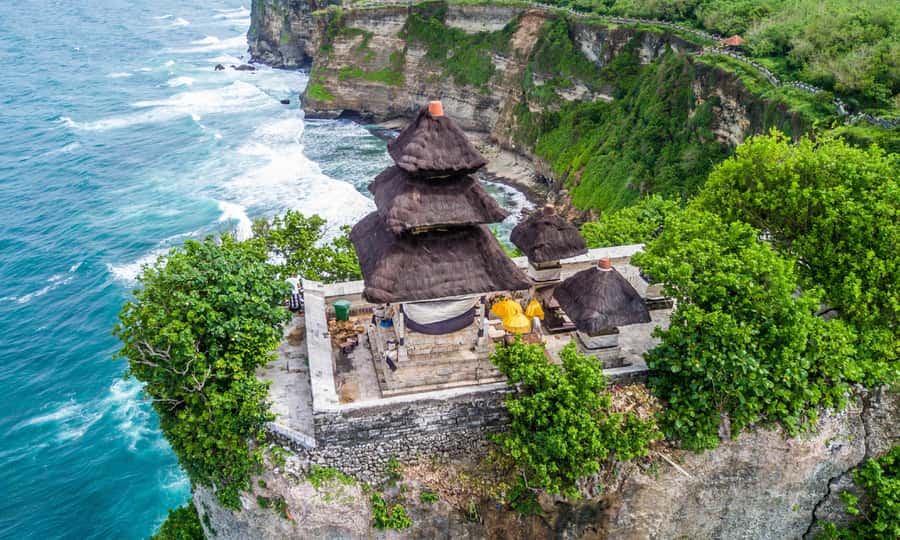 Bali: Uluwatu Temple, GWK, and Padang Beach Full-Day Tour - Tanjung Benoa and the southeast coast beach stop