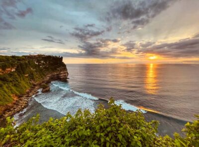 Bali: Uluwatu Temple Tour with Optional Kecak Dance Ticket - Uluwatu Temple: sea-god views and a guide that helps you read the place
