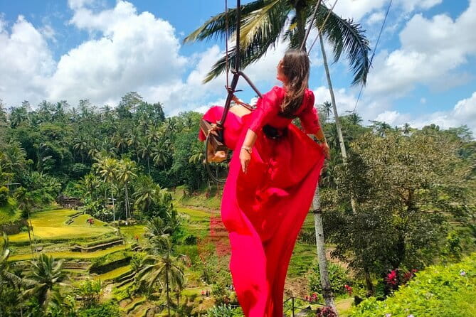 Bali Waterfall in One Day Tours, Hidden Waterfall - All Inclusive - Kanto Lampo Waterfall: Black Rock and the Best Photo Positions
