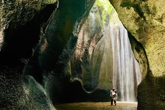 Bali Waterfalls in One Day: Tukad Cepung, 2 Hidden Waterfall, Kanto Lampo - A 6–7 hour Ubud day that’s built around good timing