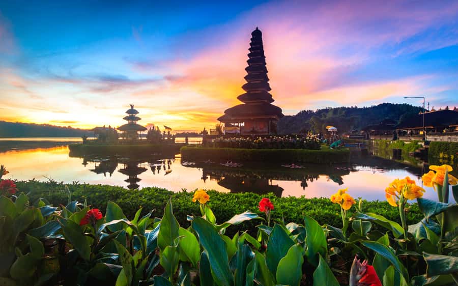 Bali: Waterfalls, Temples, and Rice Terraces Scenic Tour - Tanah Lot: sea-temple views, rocky outcrop drama, and sunset planning