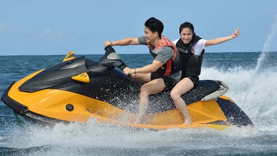 Bali: Watersport Jetski Flyfish Banana Boat Exclusive - Flyfish: the moment the experience changes