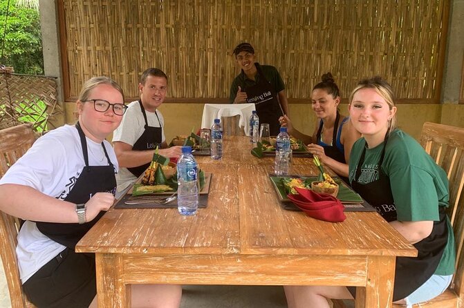 Balinese Authentic Cooking Class in Ubud - Cooking Lessons with Lesung: Hands-On Spice Work (and Real Help)