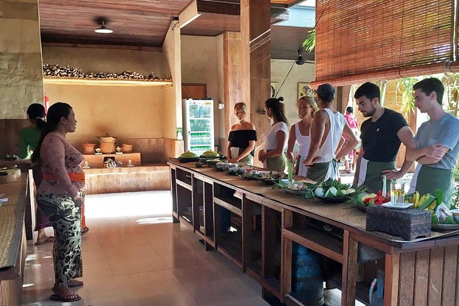 Balinese Cooking class with traditional morning market visit - Your sit-down meal: eating what you made (and why that’s the best part)