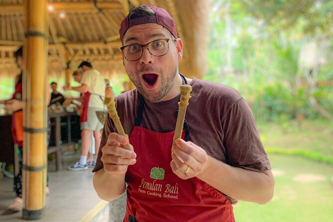 Balinese Farm Cooking Class by Pemulan Bali - The market stop: where your cooking lessons start