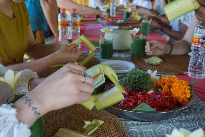 Balinese Traditional Food Cooking Class with Ubud Monkey Forest and SPA - Sacred Monkey Forest at Around 1–2 pm: Monkeys, Sacred Trees, and Rules