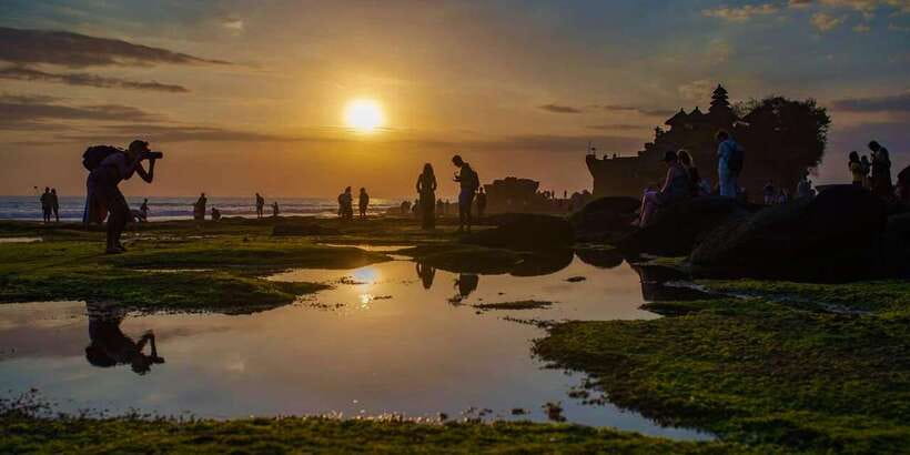 Bali's Golden Embrace: Dazzling Tanah Lot Sunset Expedition - Key Points Worth Planning For