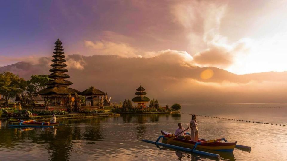 Bali's Golden Embrace: Dazzling Tanah Lot Sunset Expedition - Sangeh Monkey Forest: Friendly Energy in Ancient Nutmeg Trees