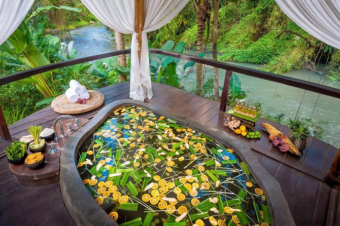 Bali's Spiritual Pillars - Uluwatu Temple Tour - Entering Uluwatu Temple: ticket included, and the focus stays on the site