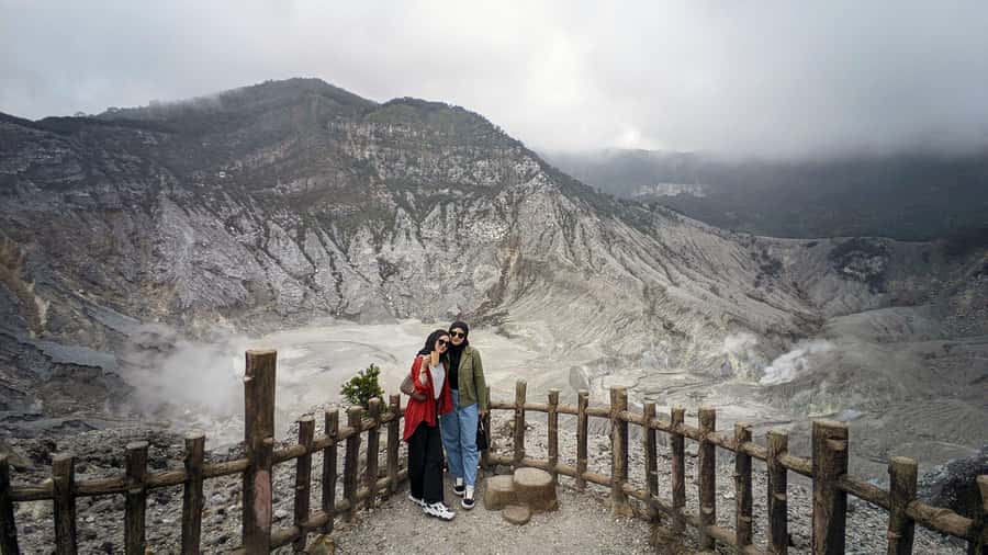 Bandung: Tangkuban Parahu Volcano, Waterfall & Culture Tour - Northern Bandung in One Day: Why This Plan Works