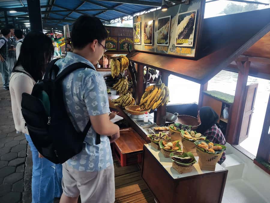 Bandung: Tangkuban Parahu Volcano, Waterfall & Culture Tour - What Your Day Looks Like, Hour by Hour (With Realistic Expectations)