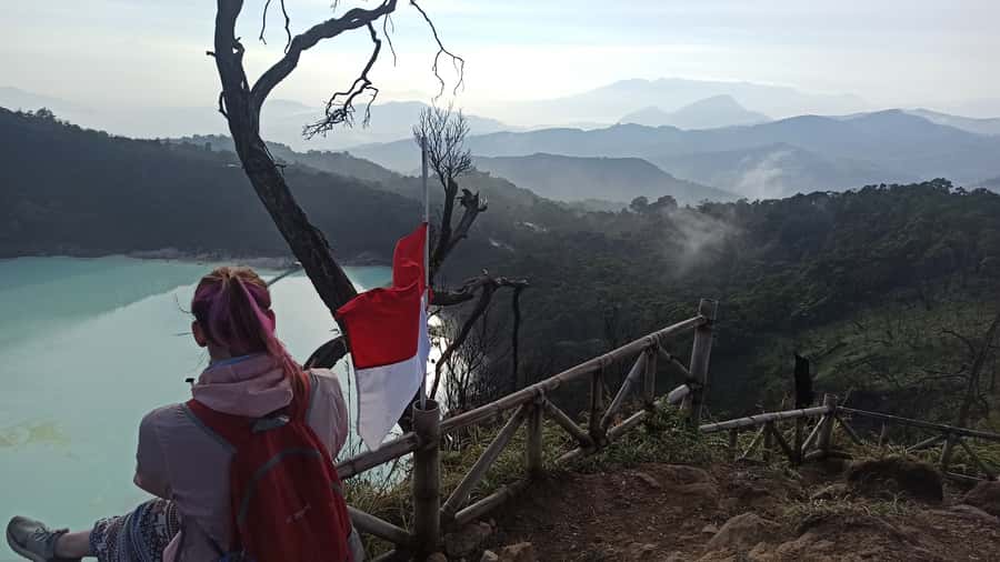 Bandung: White Crater Hotspring Tea Plans And Lunch Included - Lunch at Glamping Lakeside Rancabali: meal plus motion