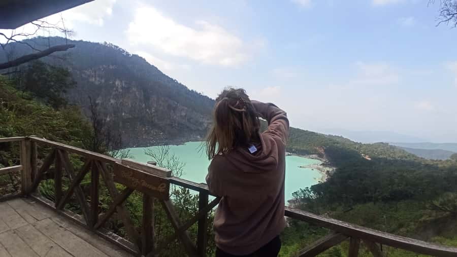 Bandung: White Crater Hotspring Tea Plans And Lunch Included - Kawah Rengganis hot springs: bridge, cable car basket, mud, and soak time