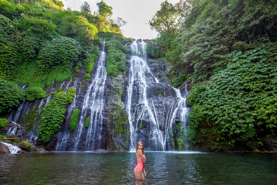 Banyumala Waterfall Trek, Bedugul and Lake Beratan Tour - Candi Kuning Fruit and Flower Market: The Best Kind of Break