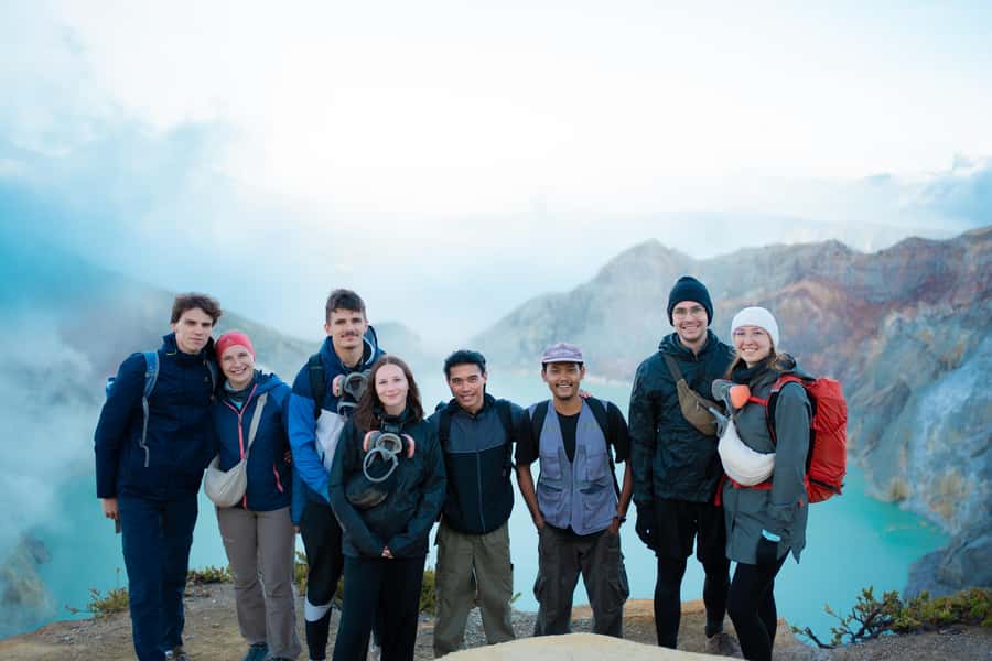 Banyuwangi/Bali: Ijen crater Bluefire & Sunrise Experience - What’s included (and why it’s worth checking twice)