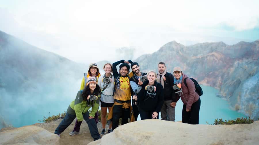 Banyuwangi: Ijen Crater Bluefire and Sunrise Guided Trek - At the Crater: Blue Fire, Crater Lake, and Sulfur Miners