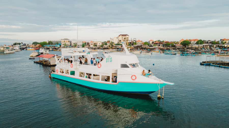 BEAT BOAT - Boat Party - What the Beat Boat Bali boat party feels like
