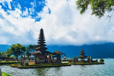 Bedugul and Singaraja Tour - Candi Kuning Fruit and Flower Market: A Real Taste of Highland Bali