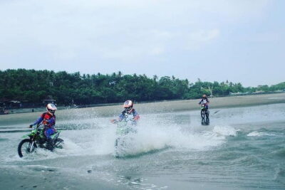 BEGINNER RIDE - Learn to ride and enjoy the sandy beach - The Private Guide Advantage (and Why It Changes Everything)