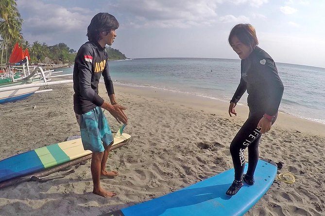 Beginner surf lesson private class - Adult - Why a private beginner surf lesson works so well in Lombok