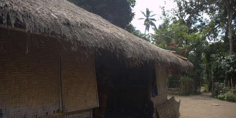 Best of Lombok: Tribe Villages, Traditions & Waterfalls - Bukit Selong + Mount Rinjani National Park: Quick Walks, Big Mountain Air