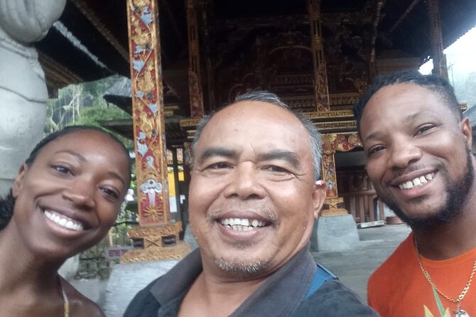 Best Of Ubud And Tanah Lot Temple Private Guide Tour - Stop 5: Happy Swing Bali for the classic Bali photo moment