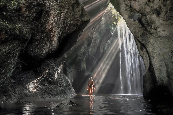 Best Of Ubud : One Day Hidden Waterfall Tour with Tempel - Getting picked up: why the transport setup matters in Ubud