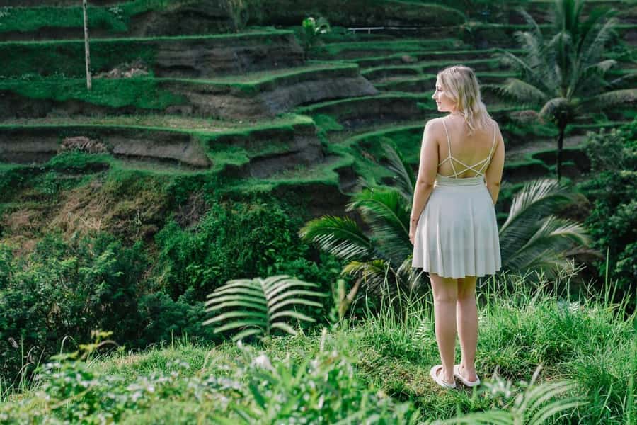 Best Of Ubud Purification Rice Terrace and Waterfall - What to bring and how to dress for Bali temple rules