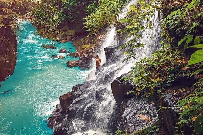 Best Of Ubud Waterfalls, Rice Terrace and Jungle Swing Tour - Stop 1: Kanto Lampo Waterfall for Your First Big Water Moment
