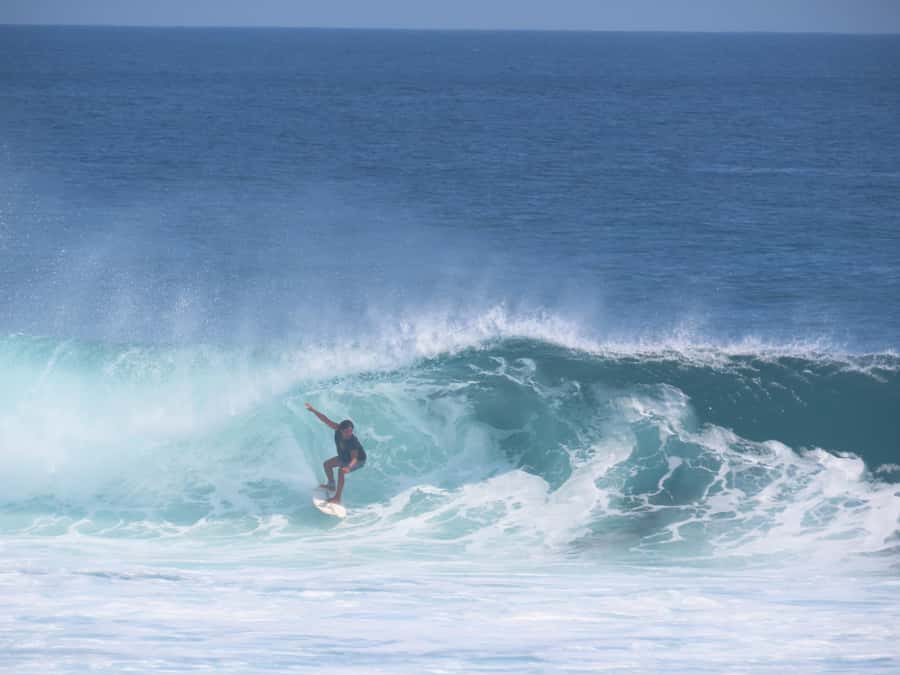 Best Surf Lesson around Uluwatu - In the water at Uluwatu: standing up, reading waves, and staying safe