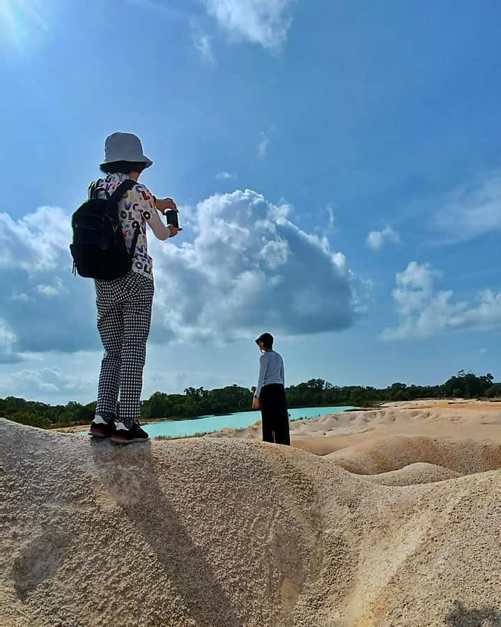 Bintan Desert And Blue Lake Private Tour - Sand Dunes in Bintan: Steps, Angles, and Comfort