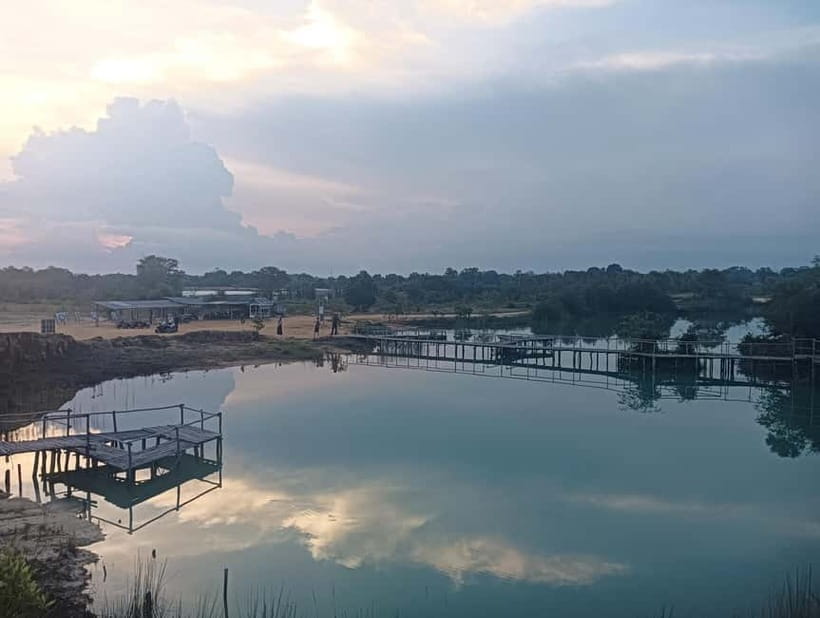 Bintan: private Tour of the Bintan Desert and Blue Lake - Key Things You’ll Notice on This Tour