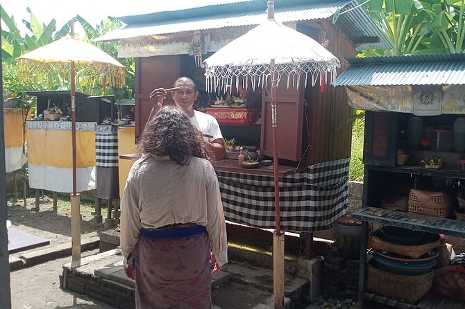 Blessing and Traditional Healing at Balian Jro Gede Eka Sukawati - A 8 pm reset in Sukawati: what this healing session really targets
